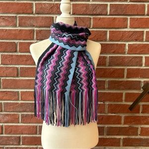 •Echo Knit Multicolor Scarf Shawl